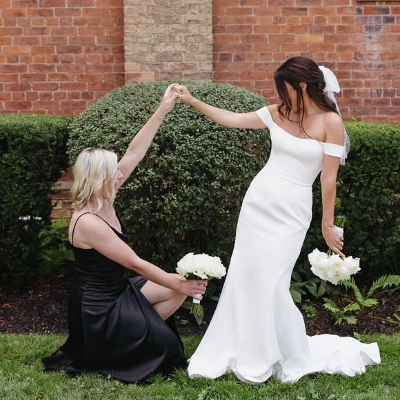 Wedding Dress - Robert Bullock - Picture 1 of 6